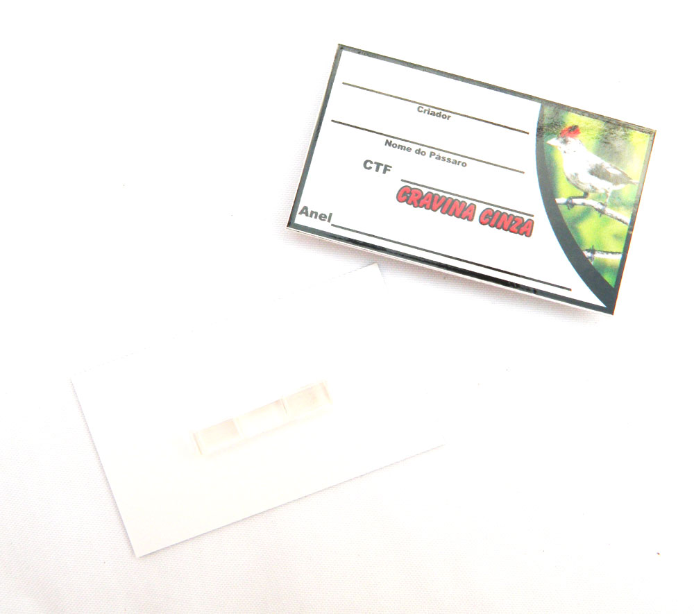 Placa de identificação em PVC laminado - Cravina Cinza